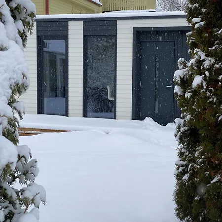 Jaama Flat Surrounded By Garden * Tartu