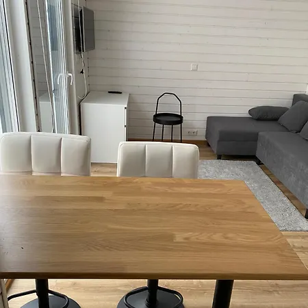 Apartment Jaama Flat Surrounded By Garden