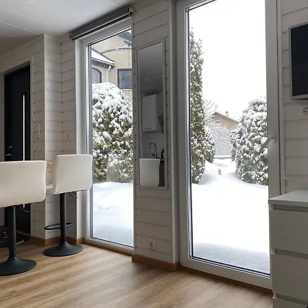 Jaama Flat Surrounded By Garden * Tartu