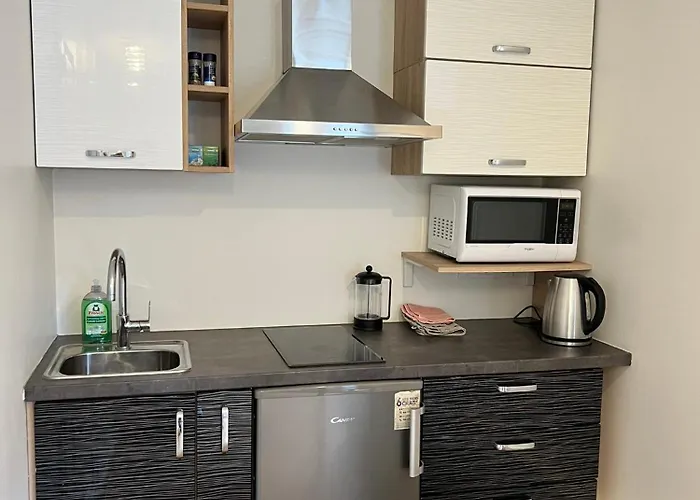 Apartment Jaama Flat Surrounded By Garden