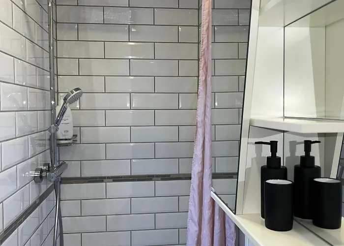 公寓 Jaama Flat Surrounded By Garden *